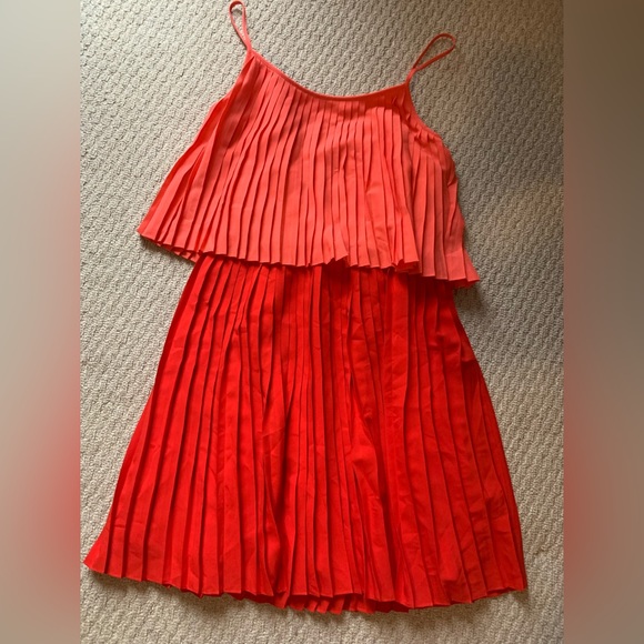 Tommy Hilfiger Dress- size 4, NWT - Picture 1 of 3